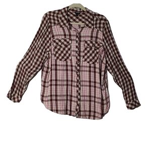 Torrid Pink, Maroon, Gray and White Long Sleeve Plaid Size 1